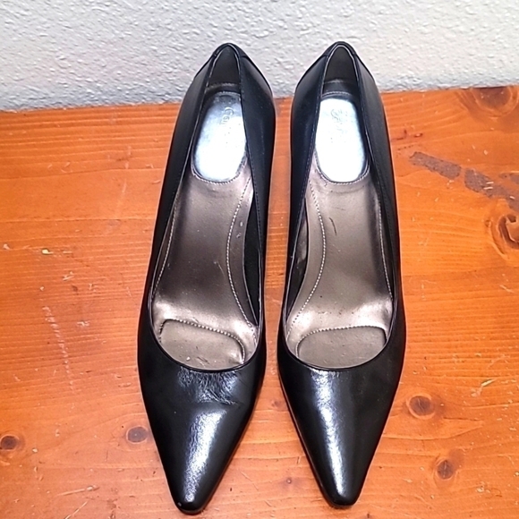 CALVIN KLEIN BLACK  DOLLY WOMEN'S KIDSKIN HEEL SHOES SIZE 9 - Picture 1 of 13